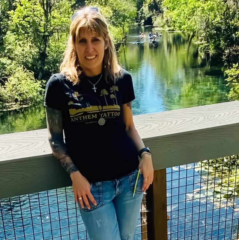 Meet your Posher, Nicole